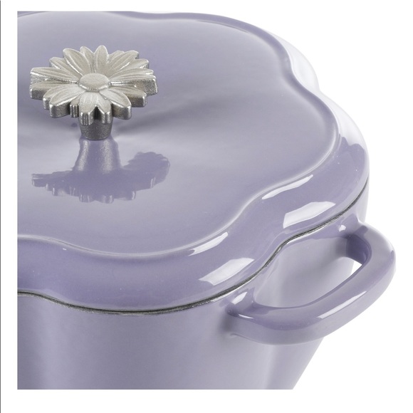 The Pioneer Woman Floral Shaped Dutch Oven - Picture 6 of 8